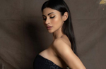 Mouni Roy looks stunning in black bodycon dress, fans can’t take eyes off her